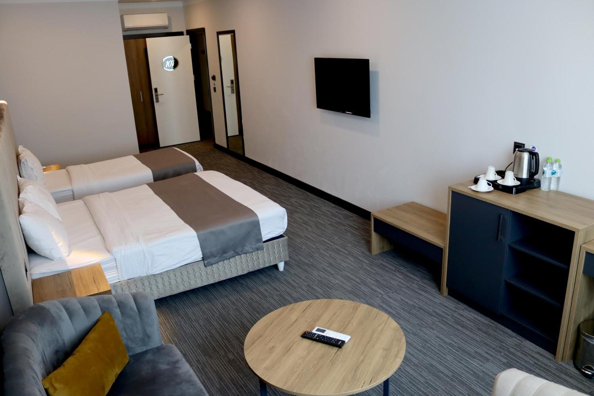 Home Plus Hotel Стамбул Екстер'єр фото