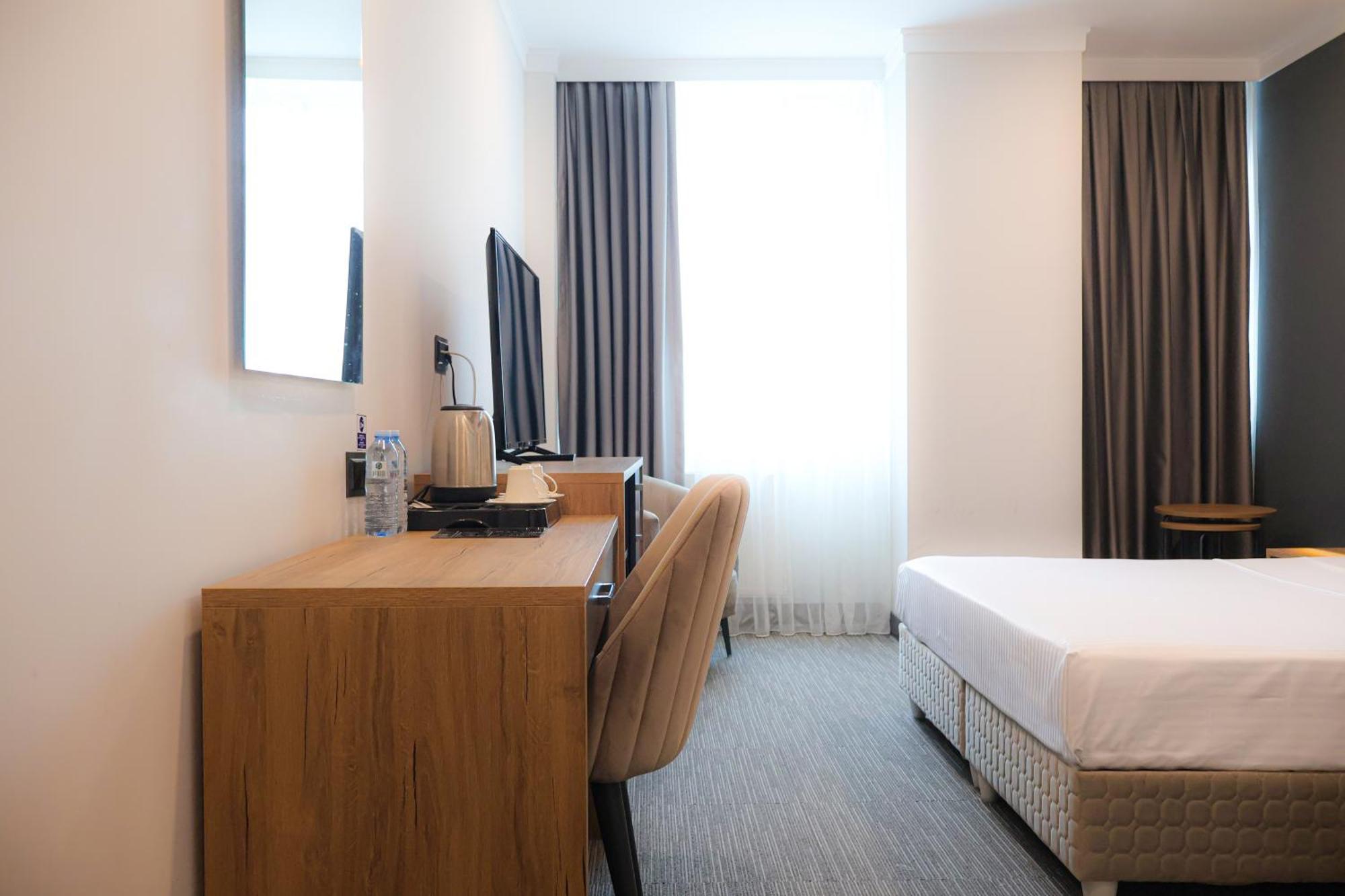Home Plus Hotel Стамбул Екстер'єр фото